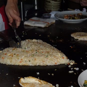 Benihana - Schaumburg - Sushi Bars Near Me - Schaumburg, Illinois
