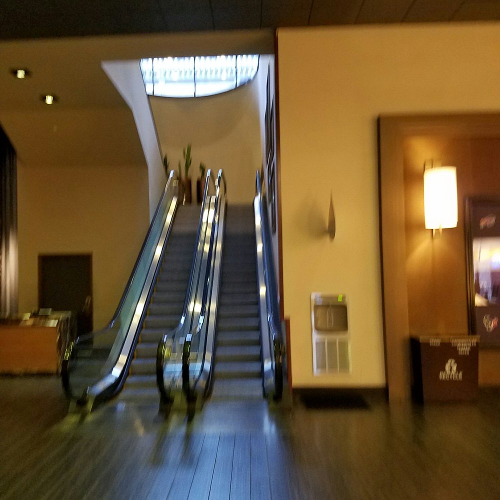 Hyatt Regency Phoenix - Escalator in lobby - Hotels Near Me - Phoenix, Arizona Hyatt Regency Phoenix - Escalator in lobby - Hotels Near Me - Phoenix, Arizona