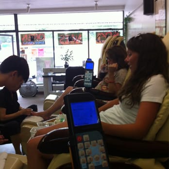 Happy Nails - Pedicure chairs - Nail Salons Near Me - Stoughton, Wisconsin