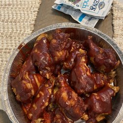 Mr. Delicious Pizza - Order of 14 BBQ Wings, very good