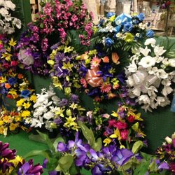 Floretta Imports - cemetery and memorial flowers