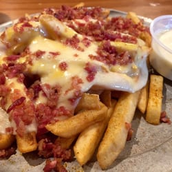Verona Pizzeria - Chesapeake cheese fries.