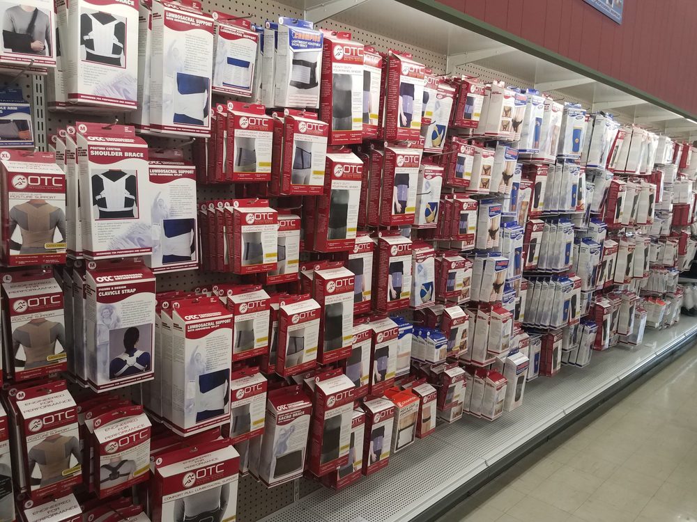 TIETON VILLAGE DRUGS Updated October 2024 16 Photos 3708 Tieton