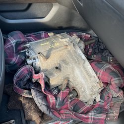 Gary's Jeep Auto Wrecking - Jeep TJ transfer case for an automatic.