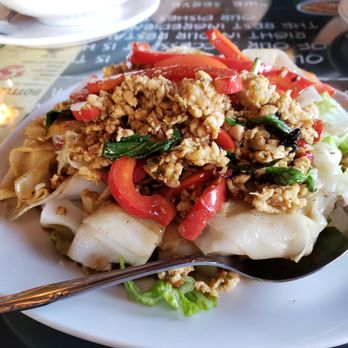 Vim Thai Restaurant - Thai Near Me - Medford, Oregon