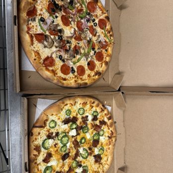 JB's Fuel Dock - Pizza supreme in jalapeño popper - Pizza Near Me - New Orleans, Louisiana JB's Fuel Dock - Pizza supreme in jalapeño popper - Pizza Near Me - New Orleans, Louisiana