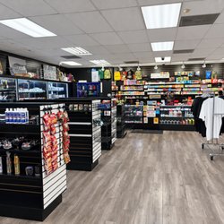 Cali Smokes and Vapes - Inside Cali Smokes and Vapes Smoke Shop