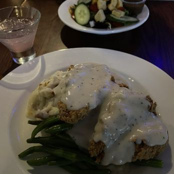 Crossroads Pub - Country fried chicken and house salad - American Near Me - Braintree, Massachusetts