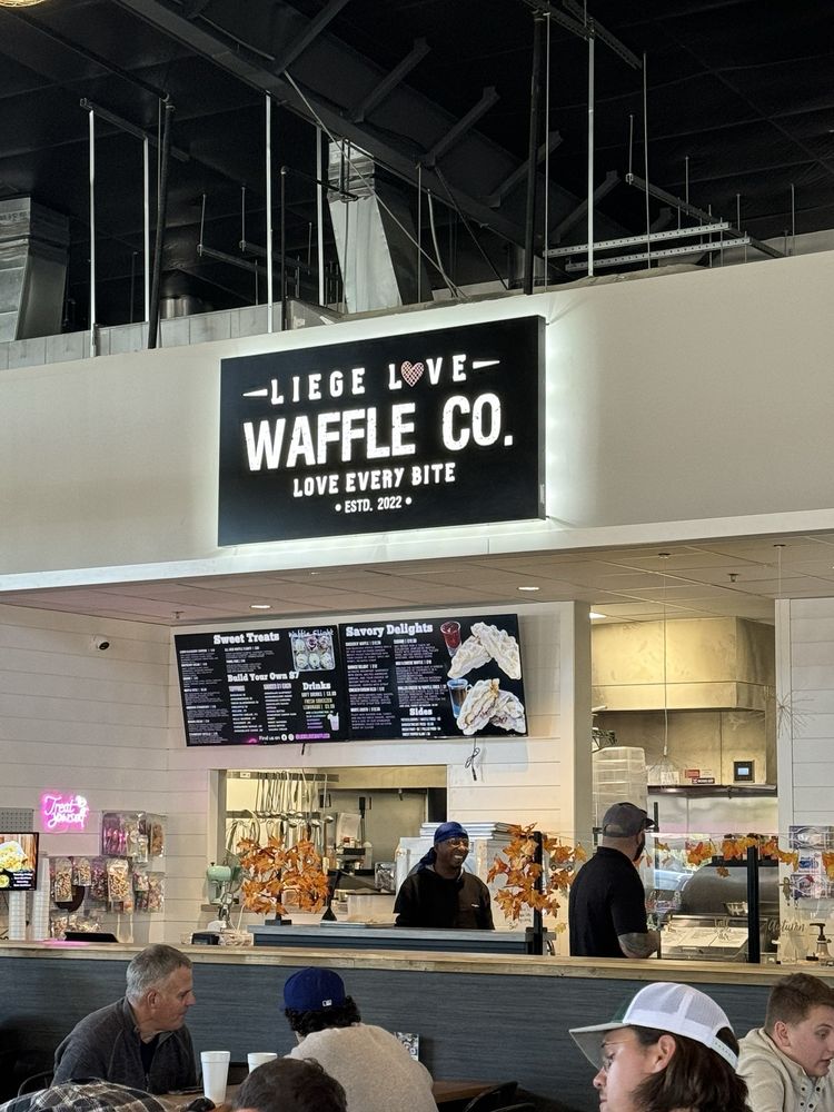 Liege Love Waffle Logo