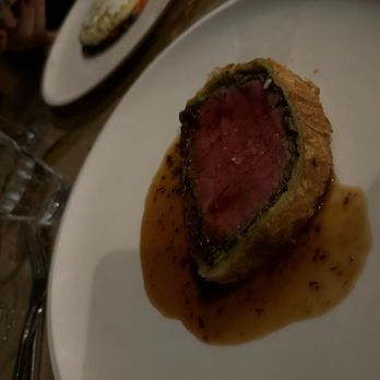 Nonna Mercato - Beef Filet en Croute - Bakeries Near Me - Long Beach, California Nonna Mercato - Beef Filet en Croute - Bakeries Near Me - Long Beach, California