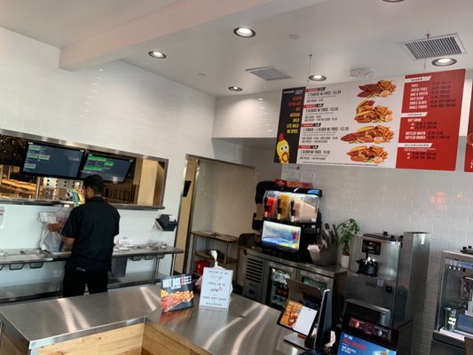 Dave's Hot Chicken by null