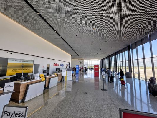 Eppley Airfield by null