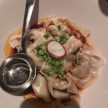 Din Tai Fung 鼎泰豐 - Spicy Chicken Wontons - Dim Sum Near Me - Vancouver, British Columbia Din Tai Fung 鼎泰豐 - Spicy Chicken Wontons - Dim Sum Near Me - Vancouver, British Columbia