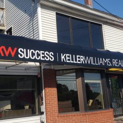 Signs Now New Hampshire - Storefront awnings help you stand out