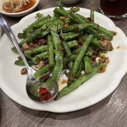 Sauté French String Bean with Minced Pork and Preserved Olive Vegetables Sauté French String Bean with Minced Pork and Preserved Olive Vegetables