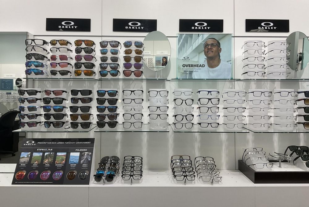 LENSCRAFTERS Updated August 2024 2960 Kingsway Drive, Kitchener