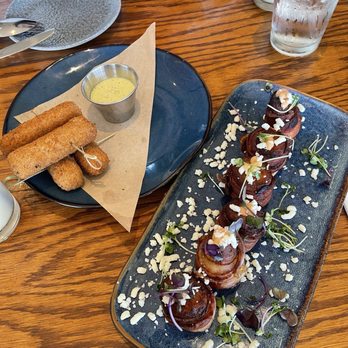Padrino’s Cuban Restaurant - Ham croquettes and bacon plantain - Cuban Near Me - Dania Beach, Florida Padrino’s Cuban Restaurant - Ham croquettes and bacon plantain - Cuban Near Me - Dania Beach, Florida