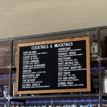 Vic & Al's - Drink menu - Cajun/Creole Near Me - Austin, Texas