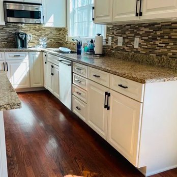 Let's Roll Painting - Painting of kitchen cabinets - Painters Near Me Let's Roll Painting - Painting of kitchen cabinets - Painters Near Me