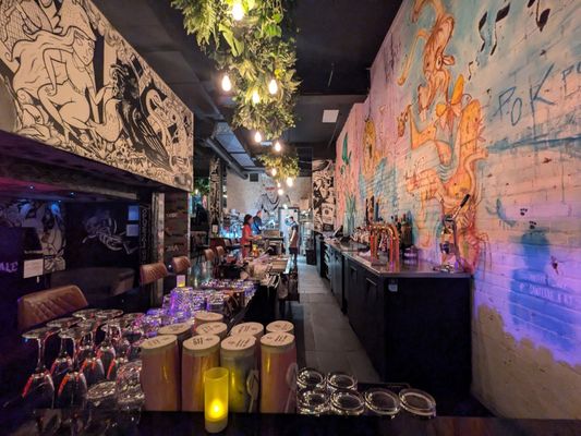 Vandale et Le Speakeasy by null