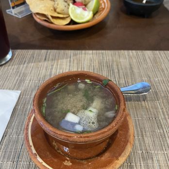 Karnes en su Jugo - Consomé de carne - Mexican Near Me - Tijuana, BCN