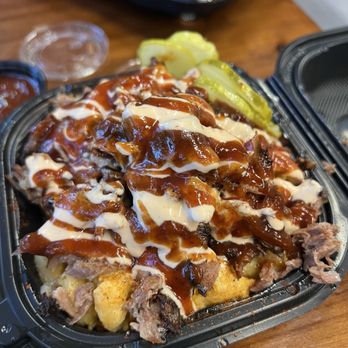 Ribs Against the Machine - Loaded bowl: beef, Mac n Cheese and mashed potatoes - Barbeque Near Me - Burbank, California