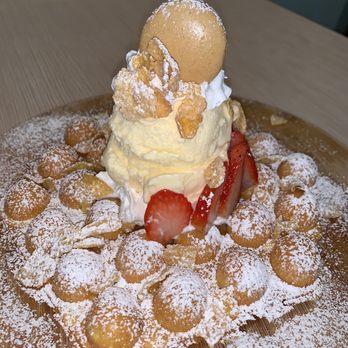 UC Dessert - J03. Macaroon Egg Puff with Ice Cream - Desserts Near Me - Oakland, California