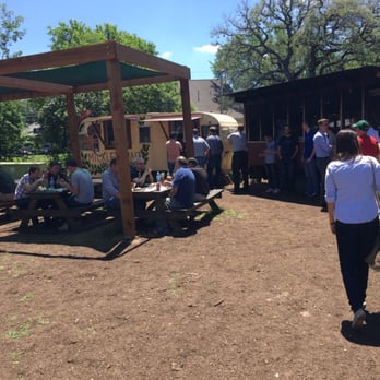 Micklethwait Craft Meats - 20 -30 min wait around 1ish - Food Trucks Near Me - Austin, Texas