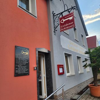 Goldener Schlüssel - Hotels & Travel Near Me - Nördlingen, BY Goldener Schlüssel - Hotels & Travel Near Me - Nördlingen, BY