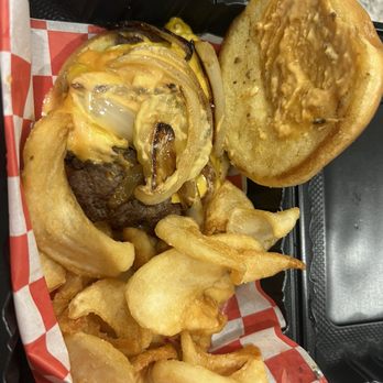 Los Dos compadres - Smash burger - Food Trucks Near Me - Oxnard, California