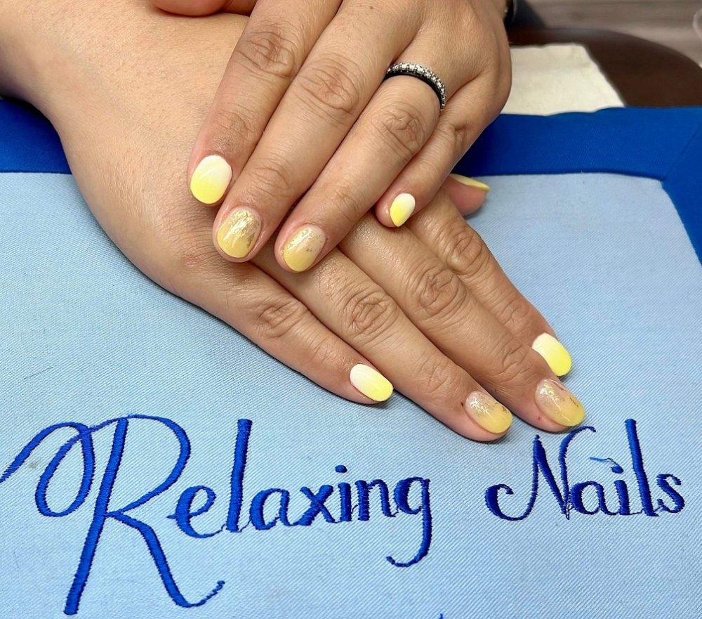 Relaxing Nails And Spa