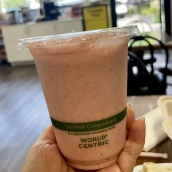 Tasty Town Cafe - Strawberry and banana smoothie - Cafes Near Me - Encino, California Tasty Town Cafe - Strawberry and banana smoothie - Cafes Near Me - Encino, California