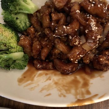 B Star - Sesame chicken with broccoli - Burmese Near Me - San Francisco, California B Star - Sesame chicken with broccoli - Burmese Near Me - San Francisco, California