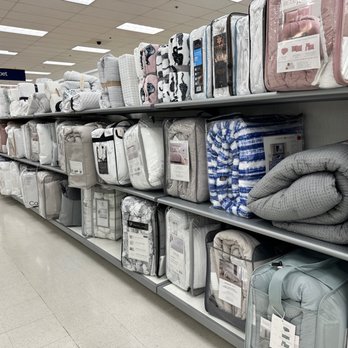 Marshalls - Department Stores Near Me - Vallejo, California