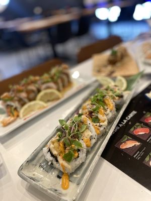 Hi 5 Sushi by null