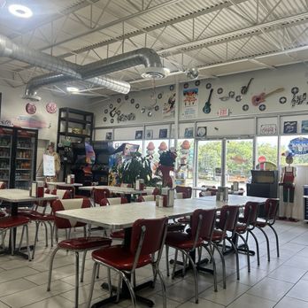 Burger Fresh & More - Burgers Near Me - Conroe, Texas Burger Fresh & More - Burgers Near Me - Conroe, Texas