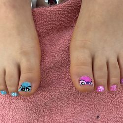 The Nail Den