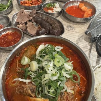 Moobongri - Spicy Beef Short Rib Soup with Veggies ( ) And extra side of soondae - Korean Near Me - Irvine, California Moobongri - Spicy Beef Short Rib Soup with Veggies ( ) And extra side of soondae - Korean Near Me - Irvine, California