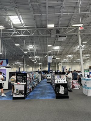 Best Buy by null