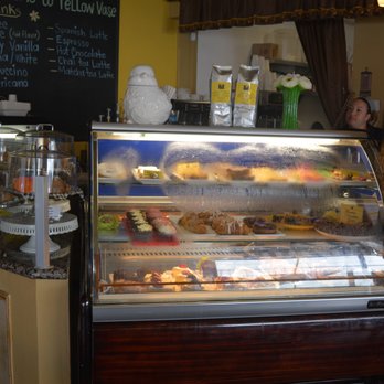 Yellow Vase - Bakery goods - Bakeries Near Me - Redondo Beach, California