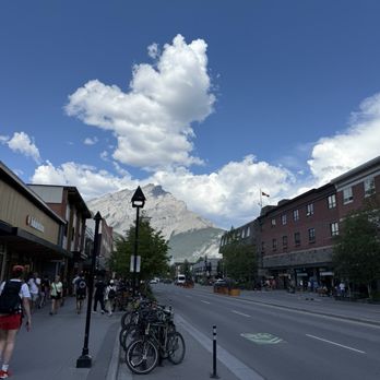 Pizzeria Sophia - Downtown Banff - Pizza Near Me - Banff, Alberta Pizzeria Sophia - Downtown Banff - Pizza Near Me - Banff, Alberta