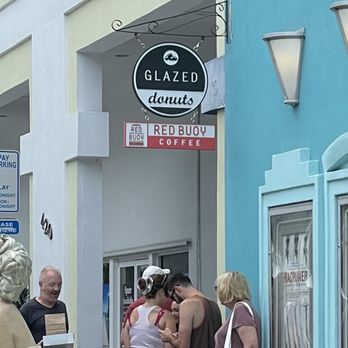 Glazed Donuts - Line to get in - Donuts Near Me - Key West, Florida Glazed Donuts - Line to get in - Donuts Near Me - Key West, Florida