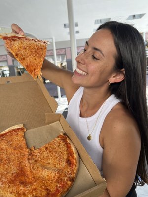 Mister O1 Extraordinary Pizza by null