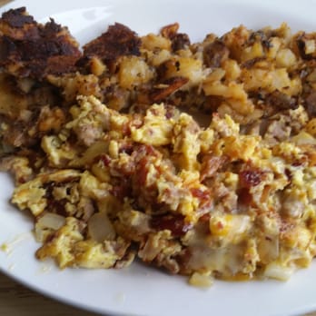 Golden Harvest Cafe - Cowboy Scramble - Breakfast & Brunch Near Me - Eureka, California