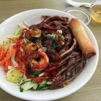 DT Noodle - 50 large pork shrimp and egg roll over rice vermicelli $8.95 - Vietnamese Near Me - Roseville, California DT Noodle - 50 large pork shrimp and egg roll over rice vermicelli $8.95 - Vietnamese Near Me - Roseville, California