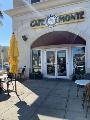 Cafe Monte French Bakery and Bistro by null