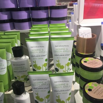 Bath & Body Works - Cosmetics & Beauty Supply Near Me - Fresno, California Bath & Body Works - Cosmetics & Beauty Supply Near Me - Fresno, California