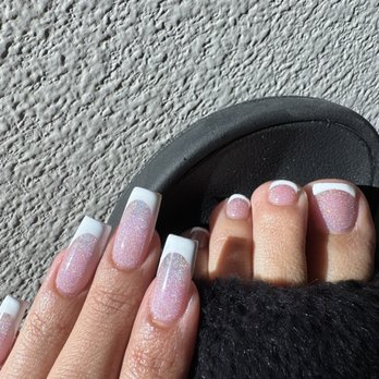 Luna Nails & Spa - Nail Salons Near Me - Upland, California