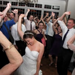B-Sharp Entertainment - Alyssa & Dave's Wedding Reception - Coonamessett Inn, Falmouth MA