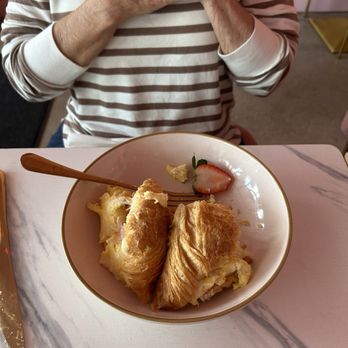 Keik Restaurant - Breakfast croissant, generous serving ofbacon, cheese and scrambled eggs on croissant - Cafes Near Me - Pembroke Pines, Florida Keik Restaurant - Breakfast croissant, generous serving ofbacon, cheese and scrambled eggs on croissant - Cafes Near Me - Pembroke Pines, Florida